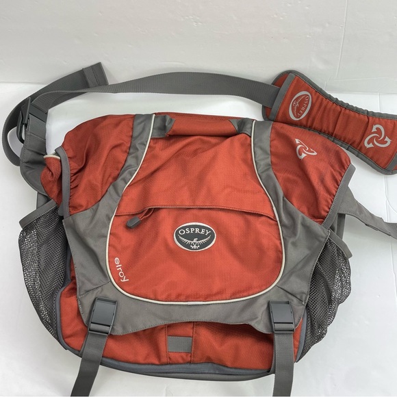 OSPREY Bags Osprey Resource Elroy Laptop Messenger Bag Poshmark
